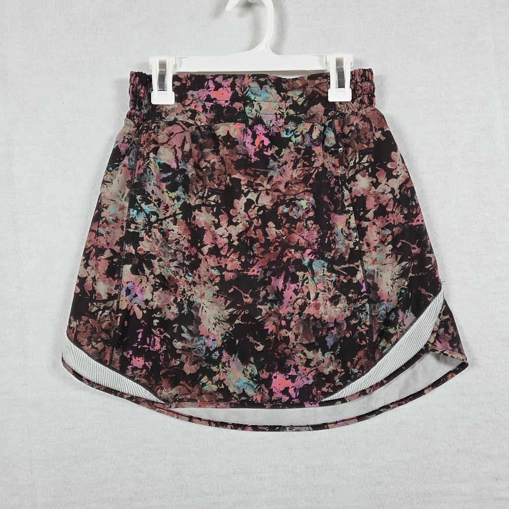 Lululemon Hotty Hot Skort Size 4 Stencil Blossom Red Sheer Blue